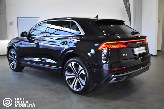AUDI Q8 50 TDI 286 CV quattro tiptronic Sport